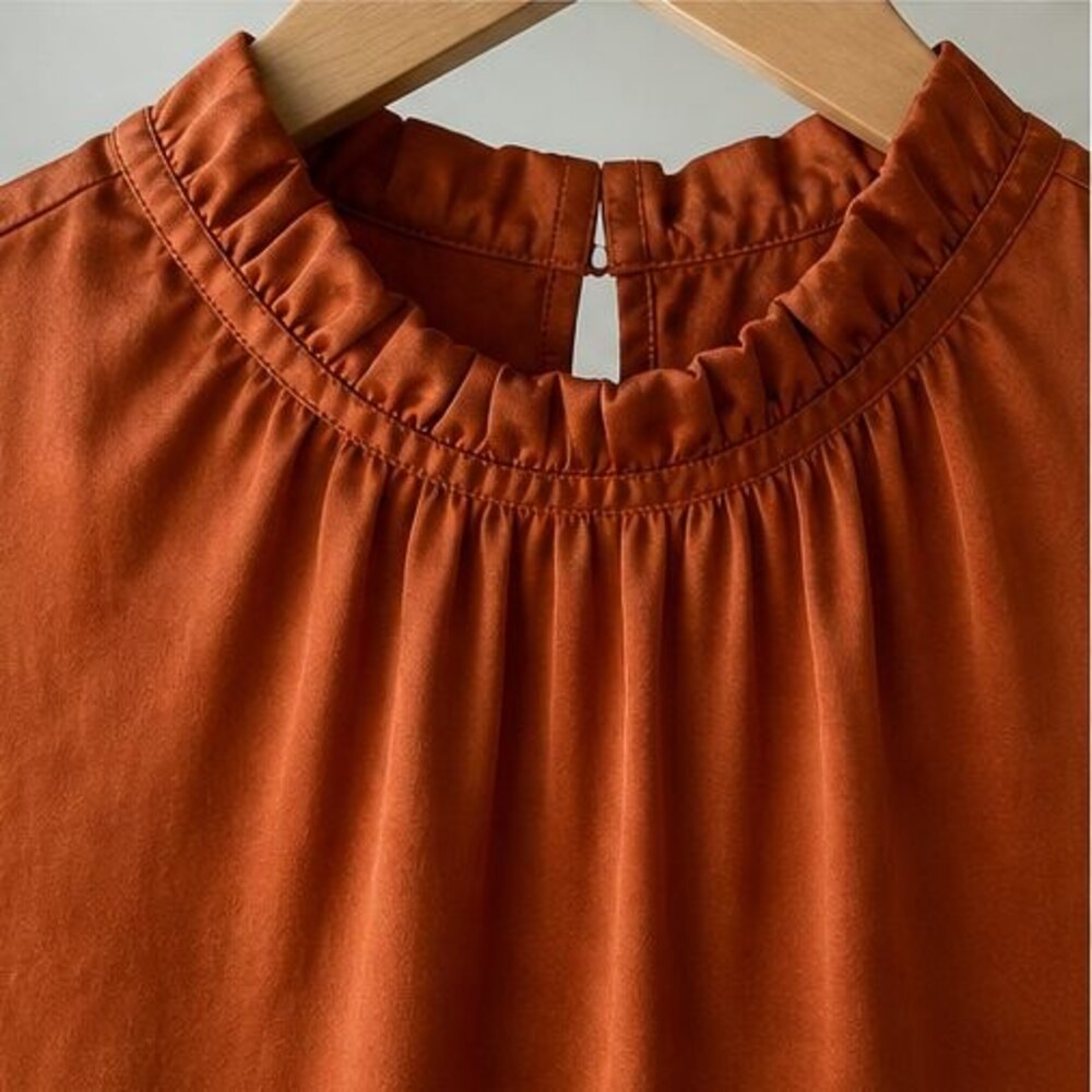Sage Button Blouse - Picture 4 of 6